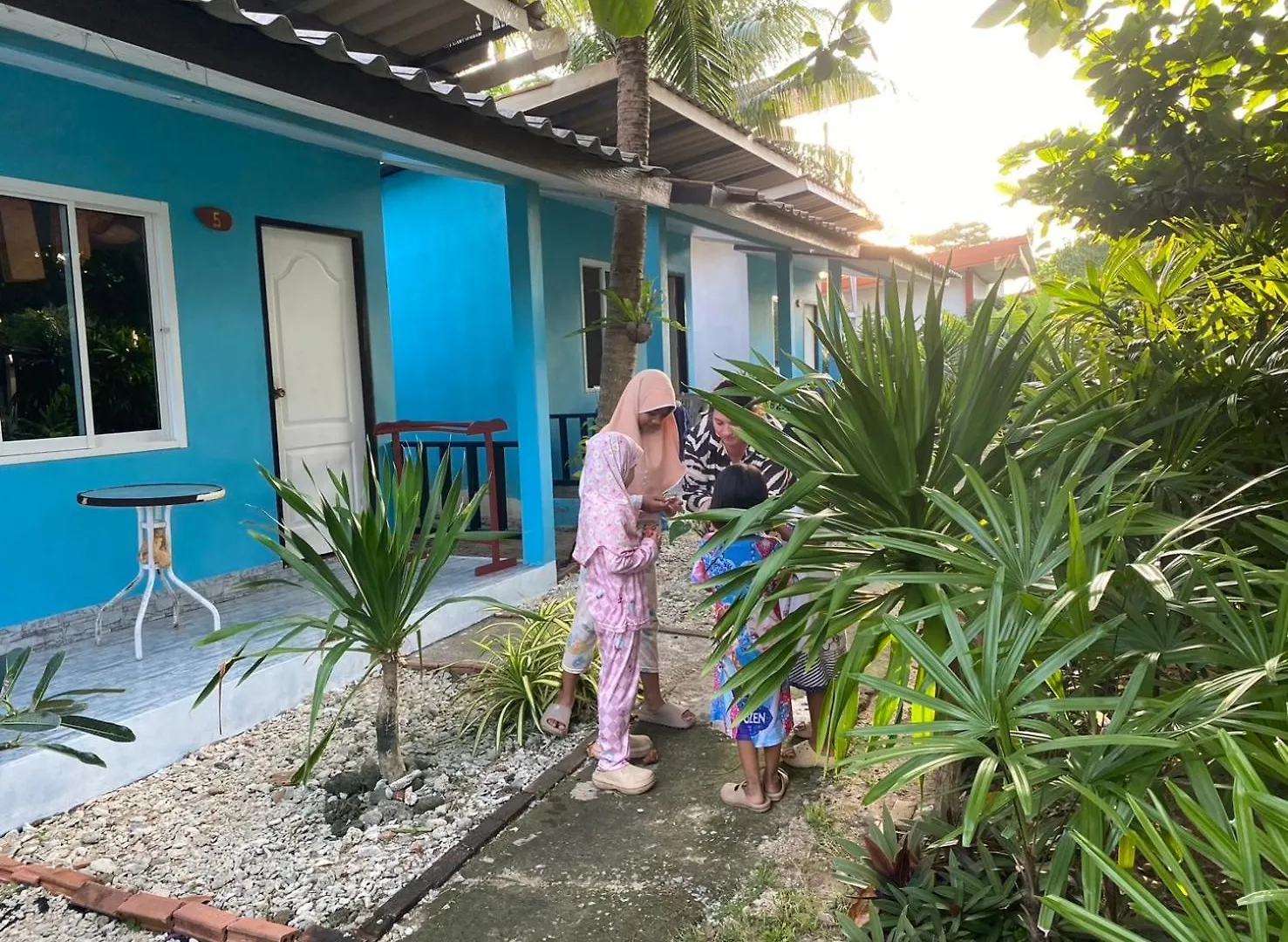 Apartment Lanta Bluewave Bungkalow Koh Lanta Thailand
